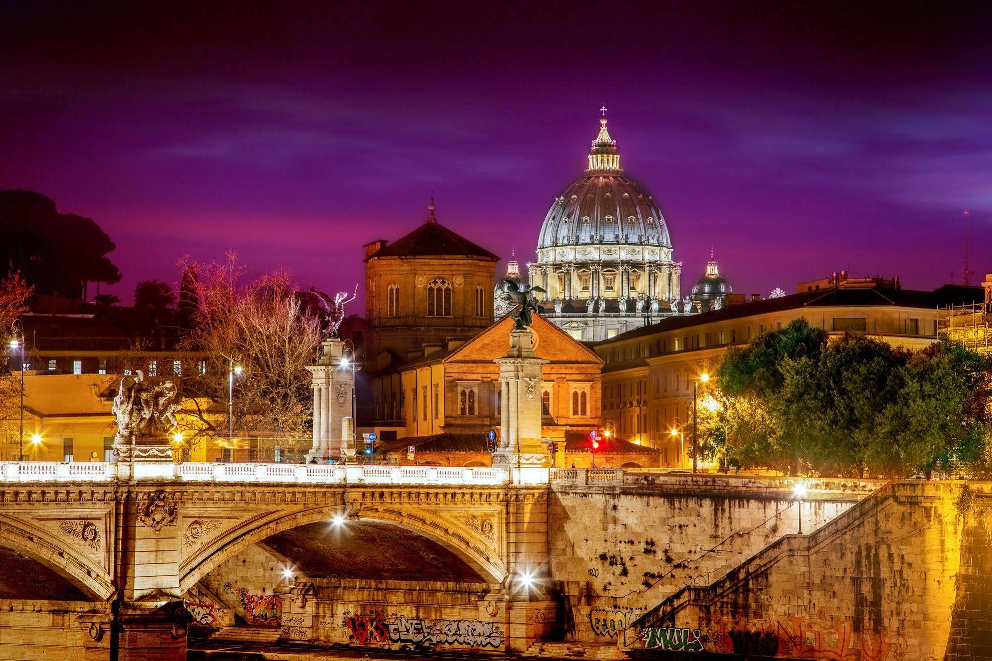 Art In Vatican ローマ エクステリア 写真